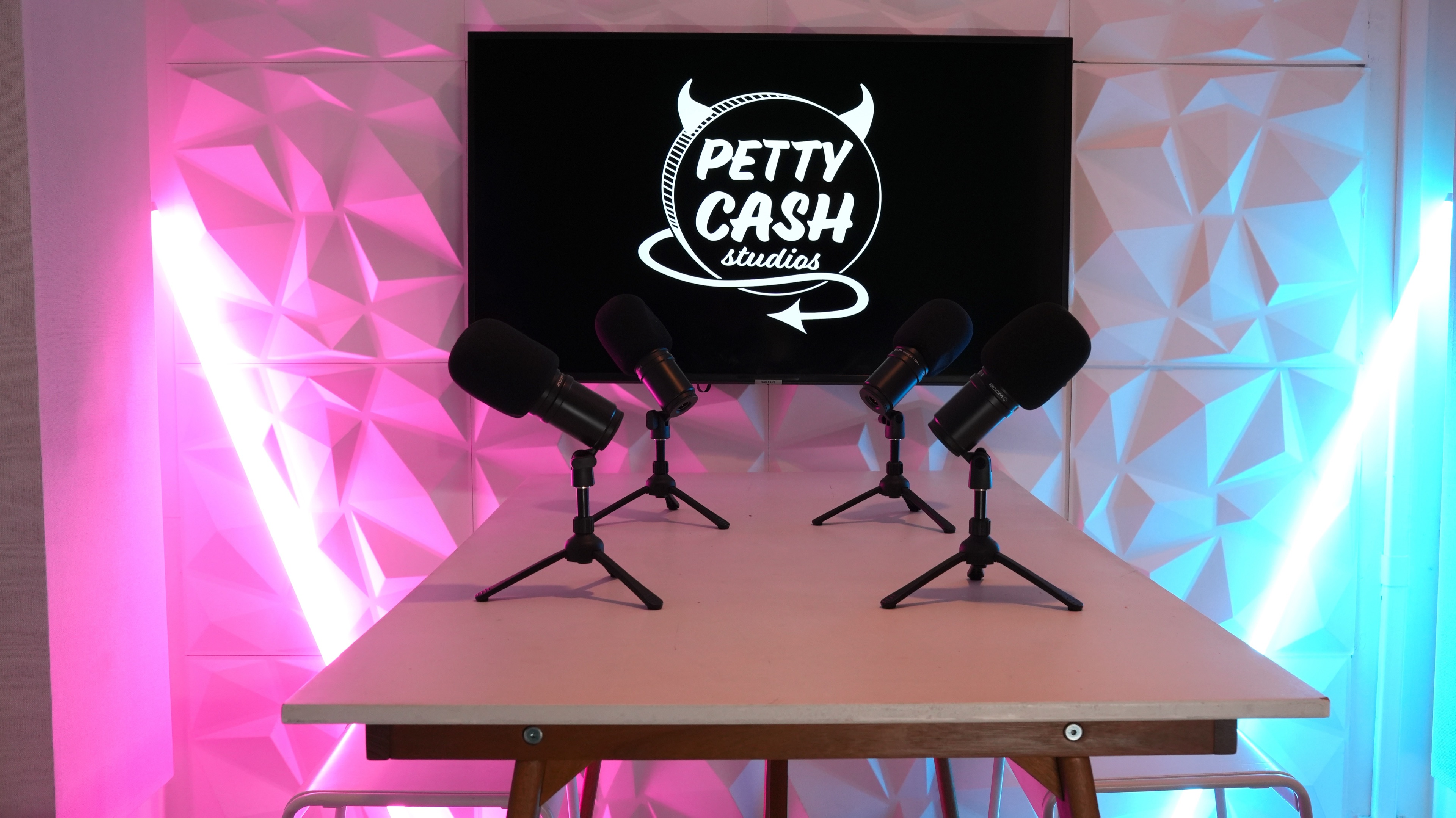 The White Room - Hero